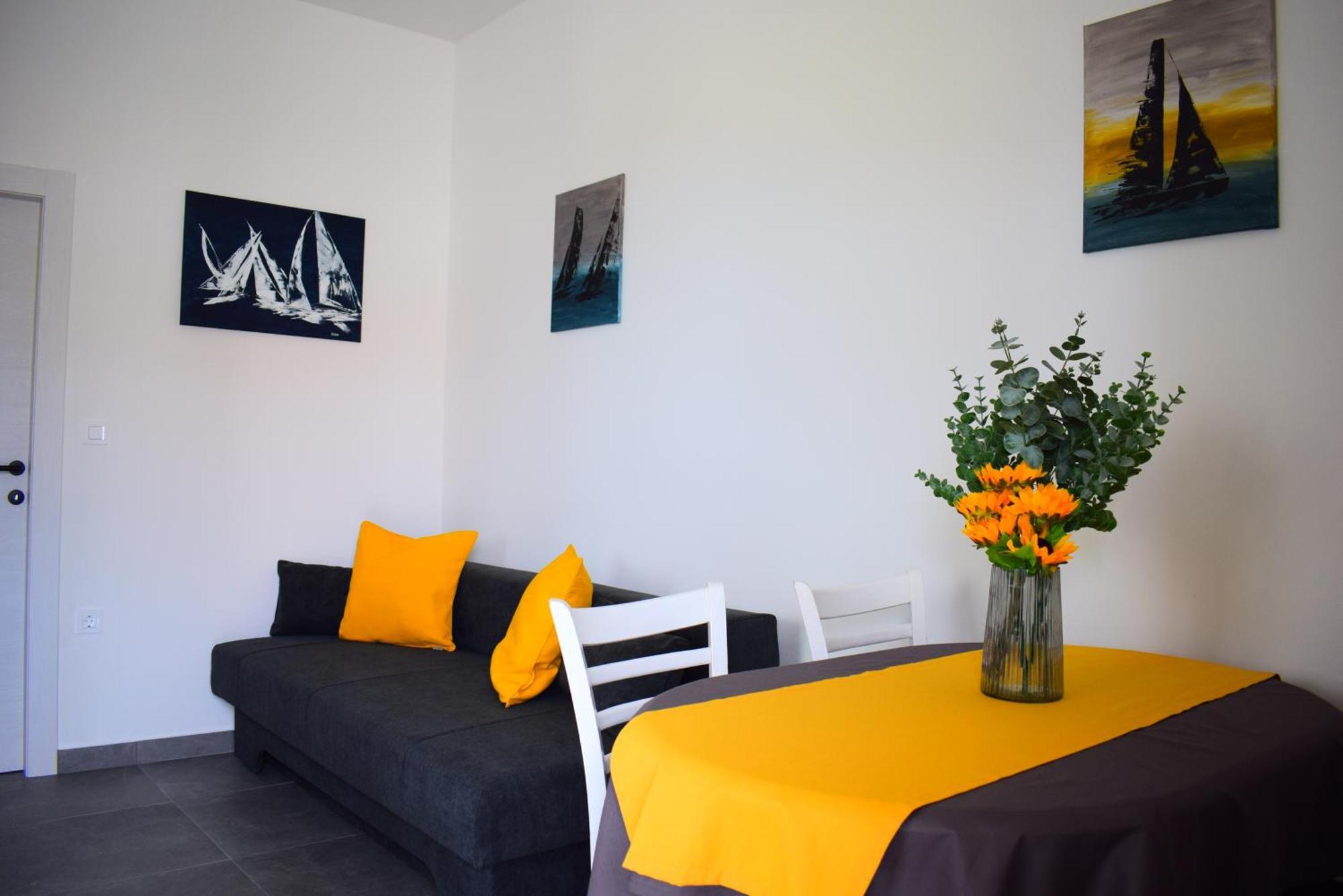 Apartments Maestral Малинска Экстерьер фото