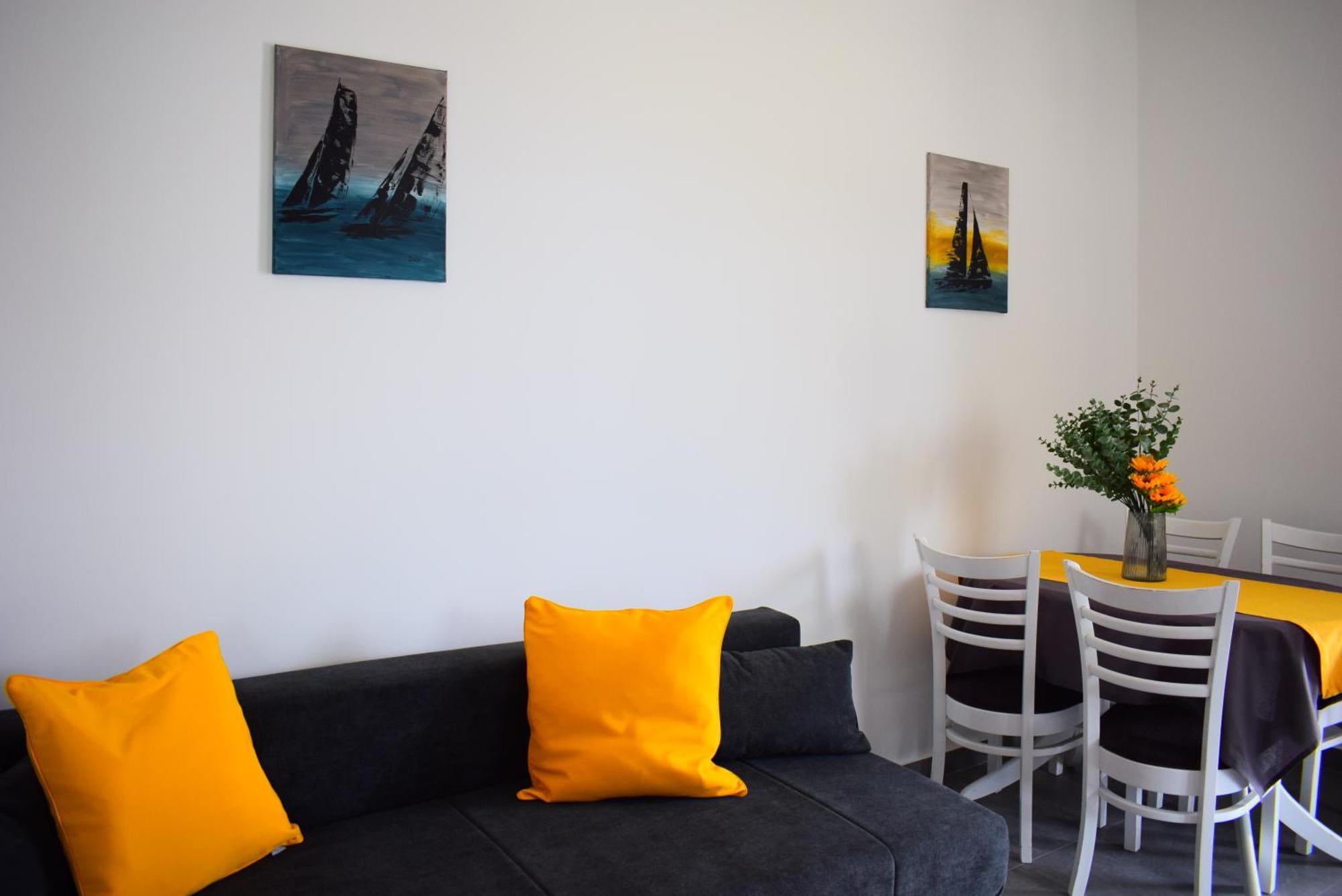 Apartments Maestral Малинска Экстерьер фото