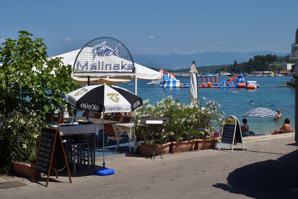Apartments Maestral Малинска Экстерьер фото